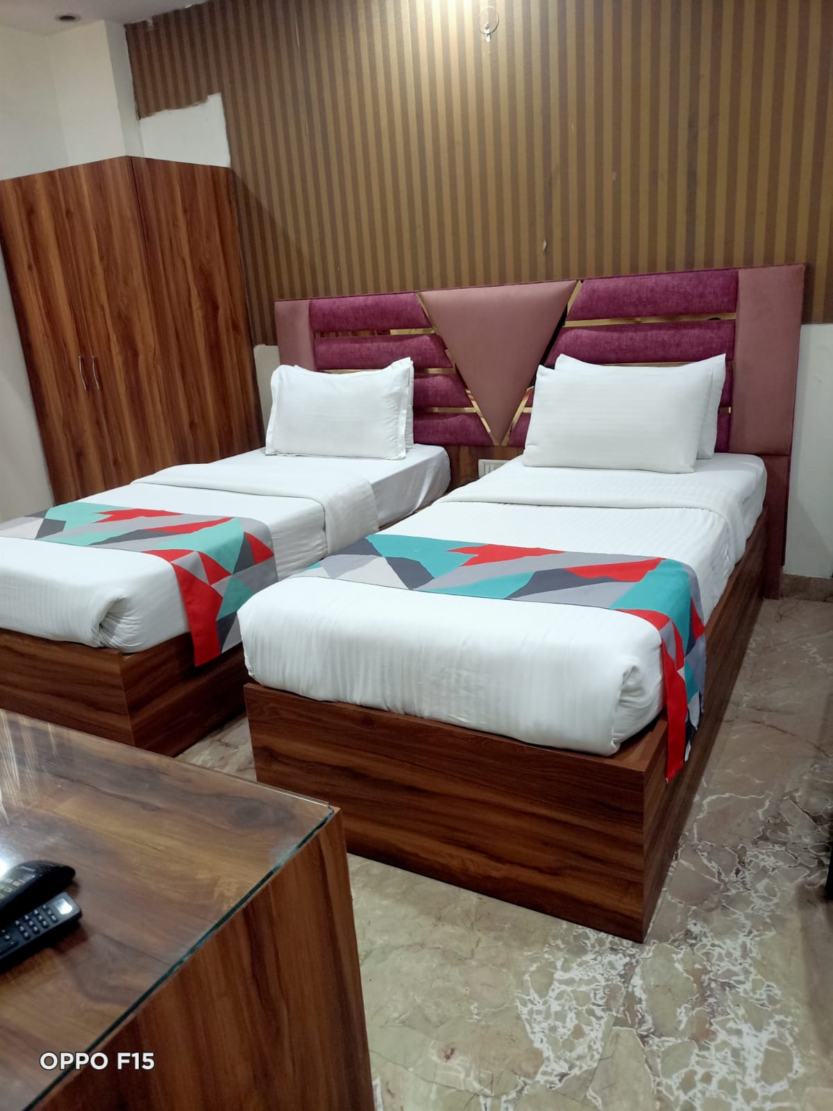 Super Deluxe Twin Room with two single beds
